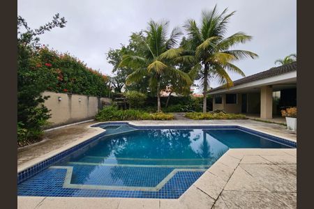 Casa de condomínio à venda com 739m², 5 quartos e 2 vagas