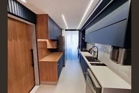 Apartamento à venda com 140m², 3 quartos e 1 vaga