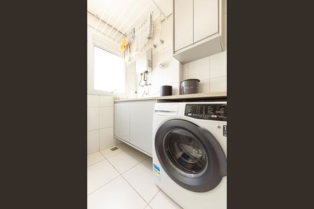 Área de Serviço de apartamento para alugar com 2 quartos, 64m² em Indianópolis, São Paulo