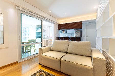 Sala de apartamento para alugar com 2 quartos, 64m² em Indianópolis, São Paulo