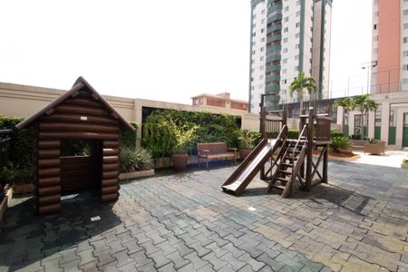 Apartamento para alugar com 72m², 3 quartos e 2 vagasÁrea comum - Playground