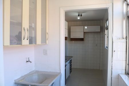 Apartamento para alugar com 67m², 2 quartos e sem vagaÁrea de Serviço