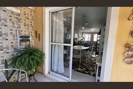 Casa de condomínio à venda com 114m², 3 quartos e 3 vagas
