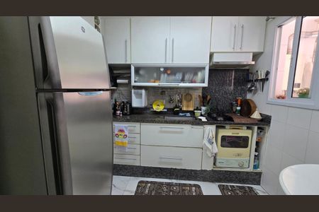 Casa de condomínio à venda com 114m², 3 quartos e 3 vagas