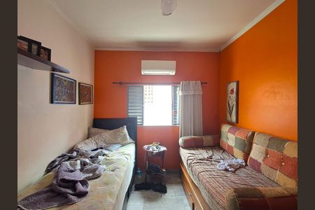 Casa à venda com 6 quartos, 300m² em Vila Ipojuca, São Paulo