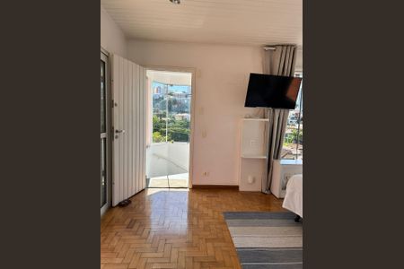 Casa à venda com 3 quartos, 110m² em Alto de Pinheiros, São Paulo
