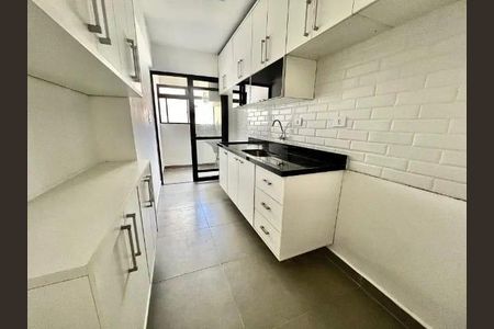 Apartamento para alugar com 2 quartos, 56m² em Aclimação, São Paulo