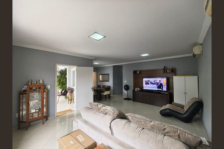 Casa de Condomínio para alugar com 3 quartos, 300m² em Anil, Rio de Janeiro