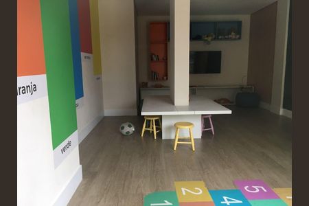 Apartamento à venda com 45m², 1 quarto e 1 vaga