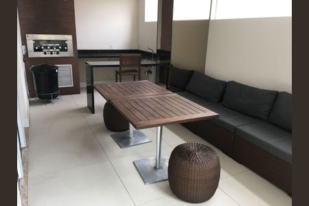 Apartamento à venda com 45m², 1 quarto e 1 vaga