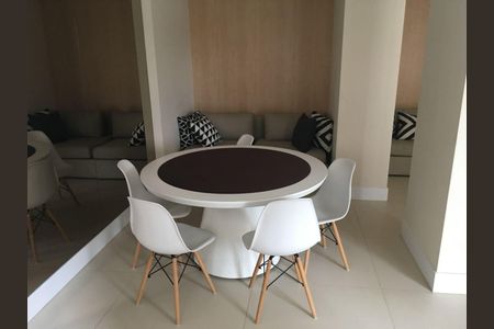 Apartamento à venda com 45m², 1 quarto e 1 vaga