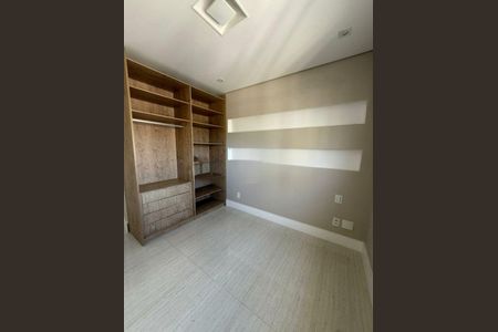 Apartamento para alugar com 250m², 3 quartos e 3 vagas