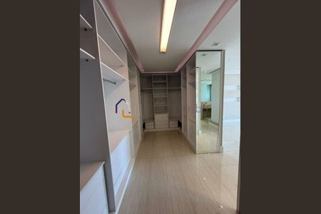 Apartamento para alugar com 250m², 3 quartos e 3 vagas