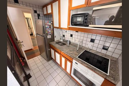 Apartamento à venda com 72m², 2 quartos e 1 vaga