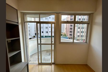 Apartamento para alugar com 1 quarto, 50m² em Buritis, Belo Horizonte
