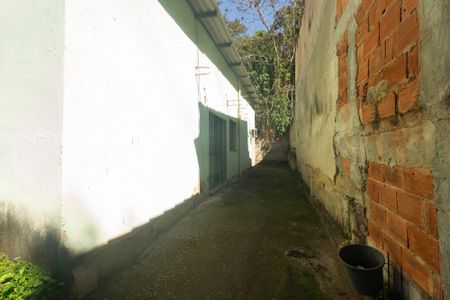 Garagem de casa à venda com 3 quartos, 210m² em Campo Grande, Rio de Janeiro