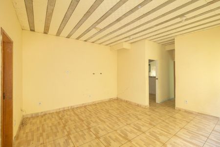 Sala de casa à venda com 3 quartos, 210m² em Campo Grande, Rio de Janeiro
