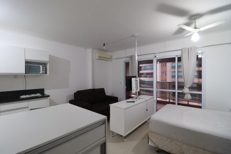 Apartamento para alugar com 44m², 1 quarto e 1 vagaKitnet