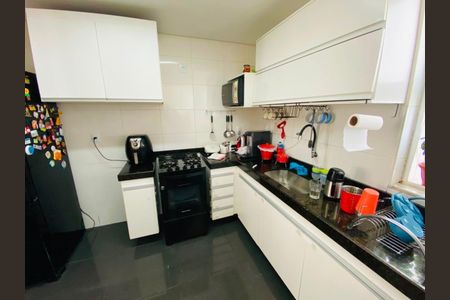 Apartamento à venda com 3 quartos, 85m² em Buritis, Belo Horizonte
