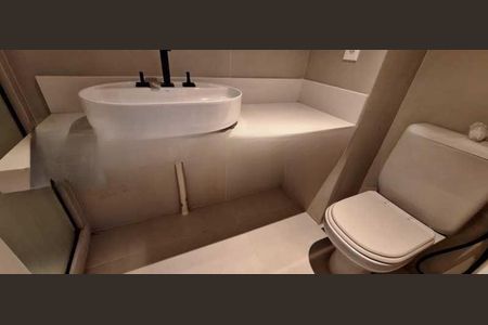 Apartamento à venda com 82m², 2 quartos e 1 vaga