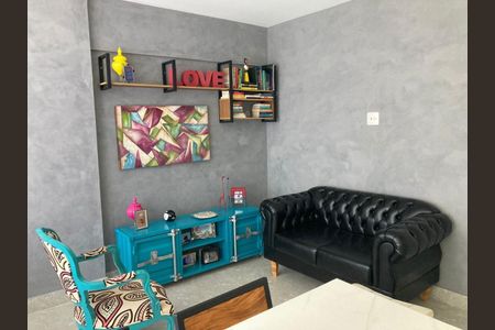 Apartamento à venda com 2 quartos, 63m² em Santa Efigênia, Belo Horizonte