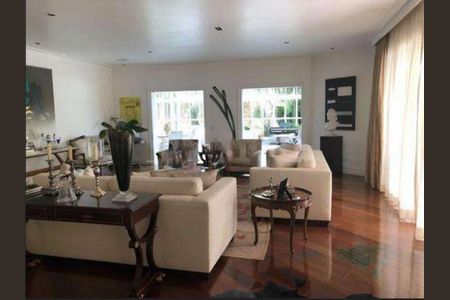 Casa à venda com 4 quartos, 1000m² em Santo Amaro, São Paulo