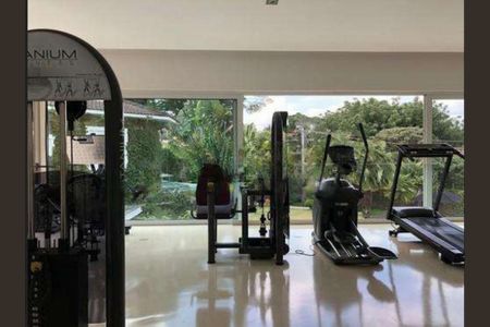 Casa à venda com 4 quartos, 1000m² em Santo Amaro, São Paulo