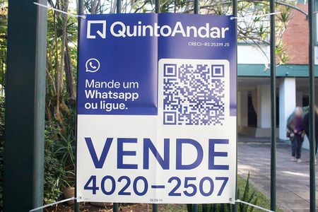 Plaquinha de apartamento para alugar com 3 quartos, 289m² em Menino Deus, Porto Alegre
