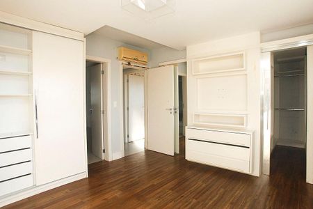 Quarto 1 Suíte de apartamento para alugar com 3 quartos, 289m² em Menino Deus, Porto Alegre