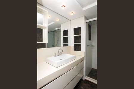 Apartamento para alugar com 289m², 3 quartos e 2 vagasBanheiro 2