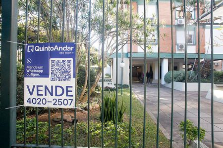 Plaquinha de apartamento para alugar com 3 quartos, 289m² em Menino Deus, Porto Alegre