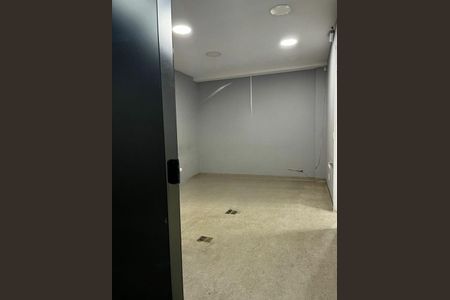 Casa à venda com 10 quartos, 572m² em Granja Julieta, São Paulo