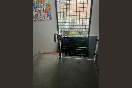 Casa à venda com 10 quartos, 572m² em Granja Julieta, São Paulo