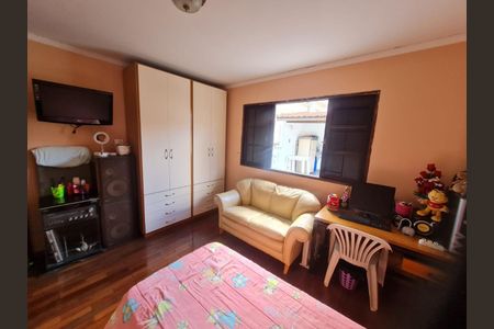 Casa à venda com 3 quartos, 135m² em Vila Medeiros, São Paulo