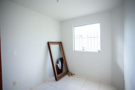 Quarto 2 de apartamento para alugar com 2 quartos, 45m² em Jardim Laguna, Contagem