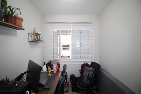 Casa de condomínio à venda com 102m², 2 quartos e 1 vagaEscritório