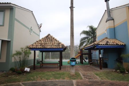 Área comum de casa de condomínio à venda com 2 quartos, 102m² em Humaitá, Porto Alegre
