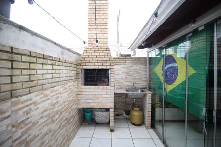 Casa de condomínio à venda com 102m², 2 quartos e 1 vagaChurrasqueira