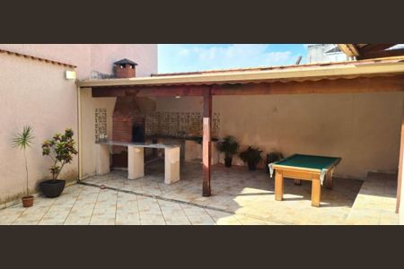 Casa à venda com 3 quartos, 182m² em Balneário São Francisco, Diadema