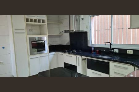 Casa à venda com 3 quartos, 182m² em Balneário São Francisco, Diadema