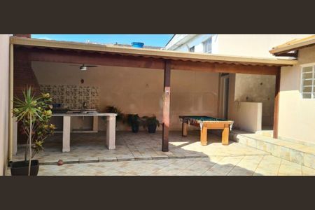 Casa à venda com 182m², 3 quartos e 2 vagas