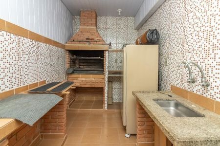 Casa à venda com 300m², 2 quartos e 3 vagas