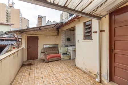 Casa à venda com 300m², 2 quartos e 3 vagas