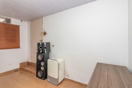 Casa à venda com 300m², 2 quartos e 3 vagas