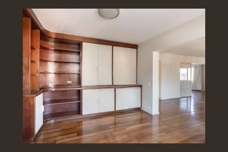 Apartamento à venda com 3 quartos, 224m² em Cerqueira César, São Paulo