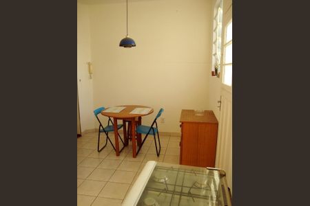 Sala de apartamento à venda com 3 quartos, 88m² em Floresta, Porto Alegre