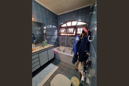 Casa à venda com 4 quartos, 300m² em Vila Albertina, São Paulo