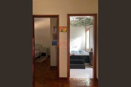 Casa à venda com 3 quartos, 250m² em Jardim Petropolis, São Paulo