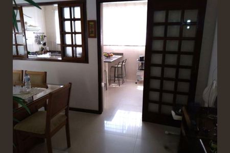 Casa à venda com 4 quartos, 210m² em Vila Romana, São Paulo