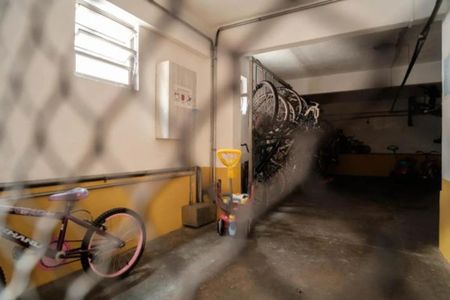 Apartamento à venda com 56m², 2 quartos e 1 vagaFoto 01